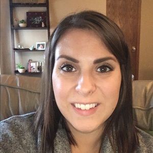 Meet your Posher, Jodee